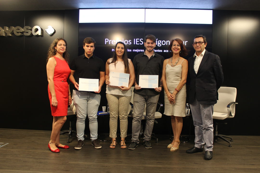 Fundación Ayesa premia a los mejores alumnos del IES Polígono Sur