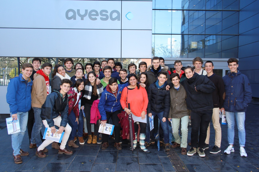 Visita del Colegio La Preu en un nuevo STEM Day